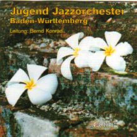 CD "Lantom"
soloist with Landesjugendjazzorchester
Baden-Württemberg

compositions "Lantom" and "Passacaglia"

Chaos CACD 8001-3